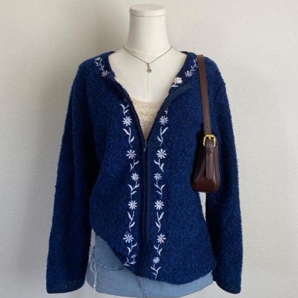 Vintage Cathy Daniels Floral Embroidered Zip Up Sweater Jacket Blue Cottage